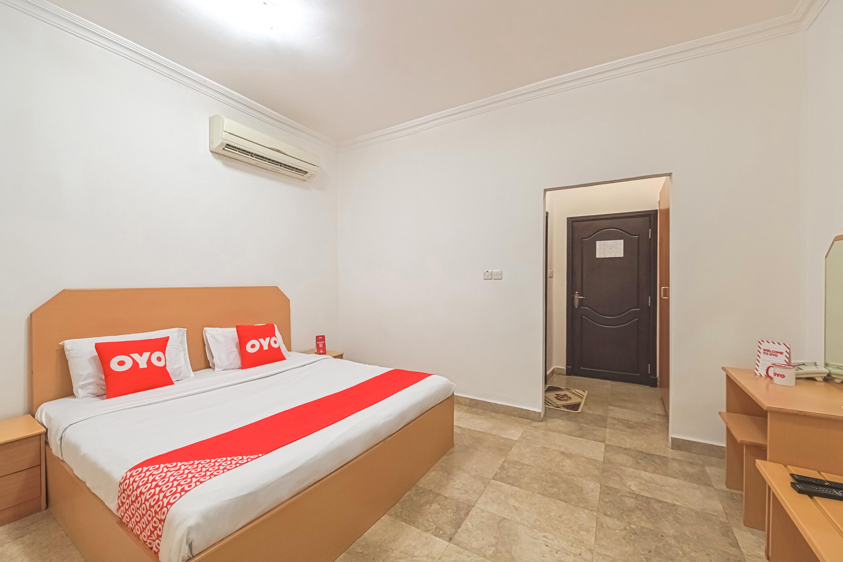 Majestic Hotel Wadi Kabir Bagian luar foto