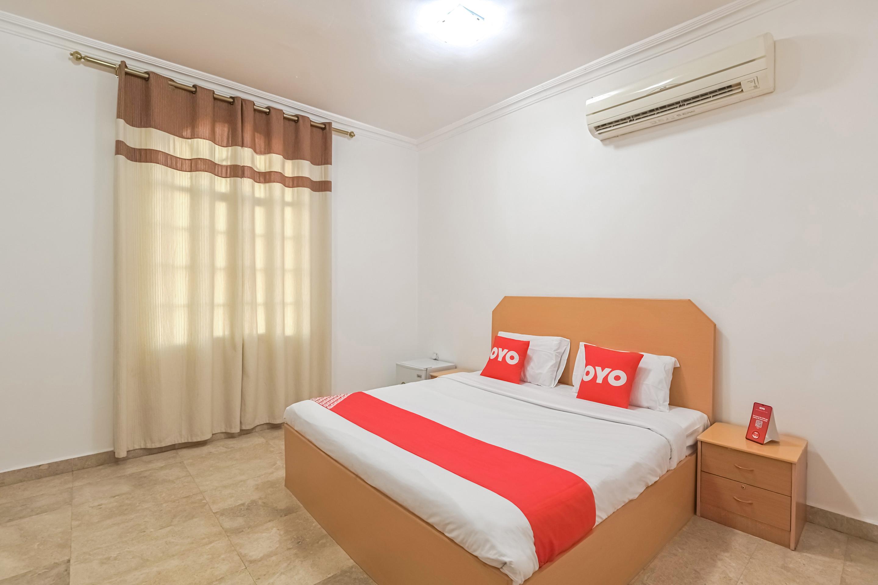 Majestic Hotel Wadi Kabir Bagian luar foto