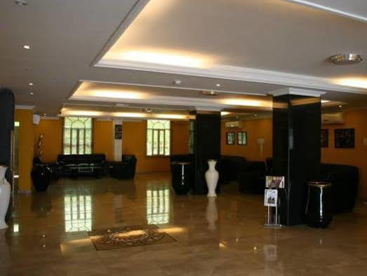 Majestic Hotel Wadi Kabir Bagian luar foto